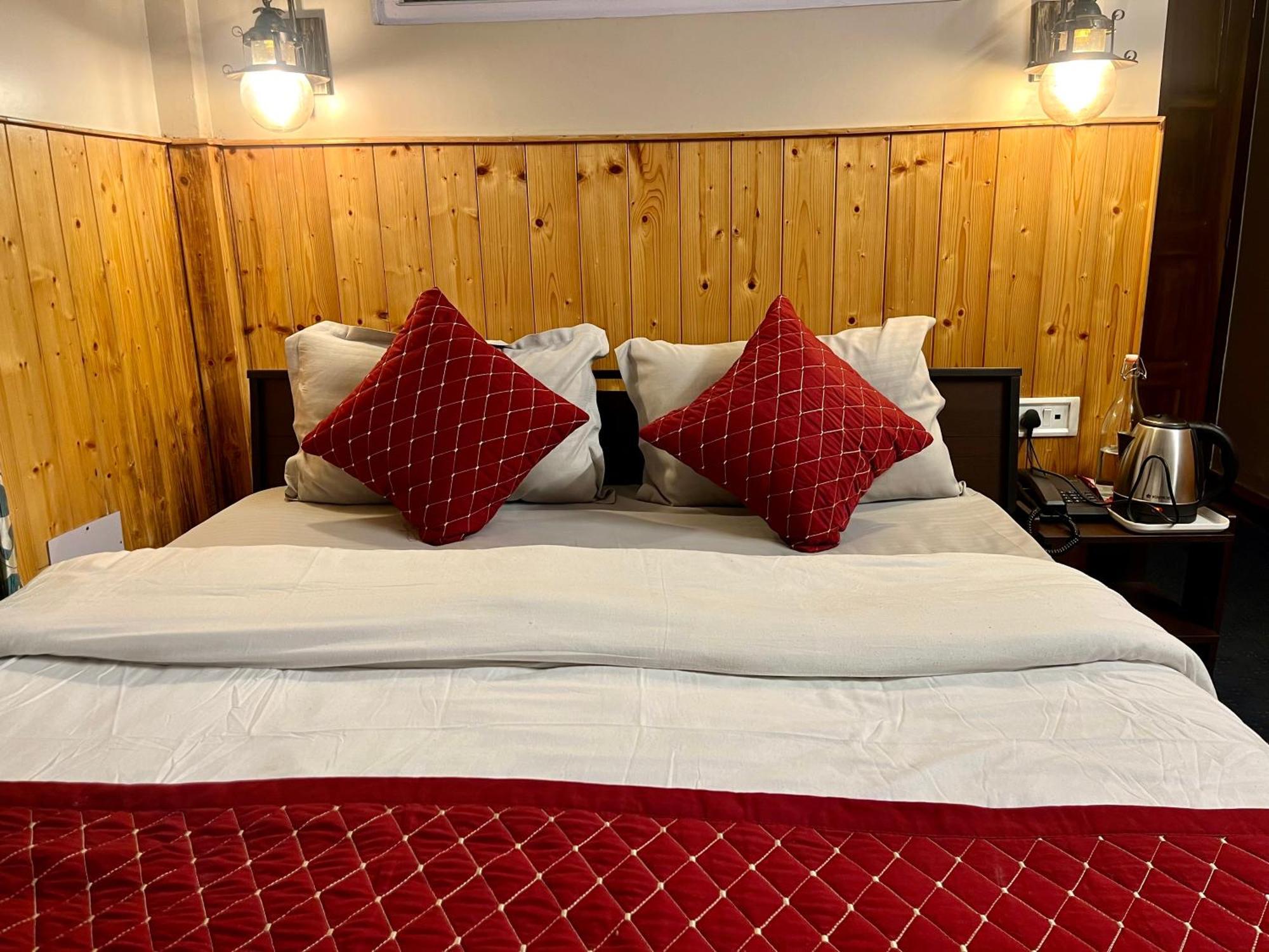 Himalayan Gorkha Retreat II Free Parking Hotel Darjeeling  Exterior photo